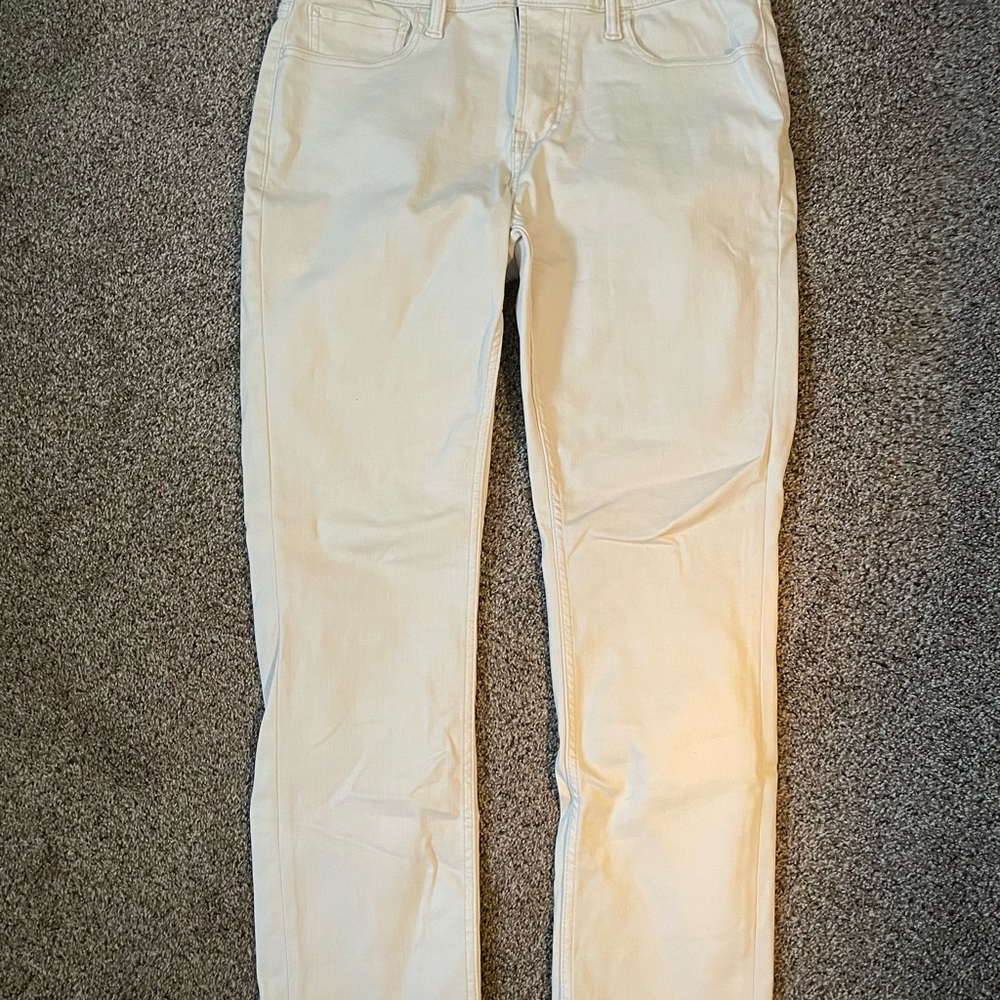 Old Navy Men’s Khaki Stretch Pants